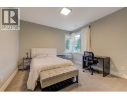 3953 Beachview Drive, West Kelowna, BC V4T2K1 Photo 18