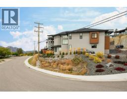 3953 Beachview Drive, West Kelowna, BC V4T2K1 Photo 31