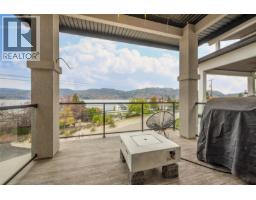 Foyer - 3953 Beachview Drive, West Kelowna, BC V4T2K1 Photo 14