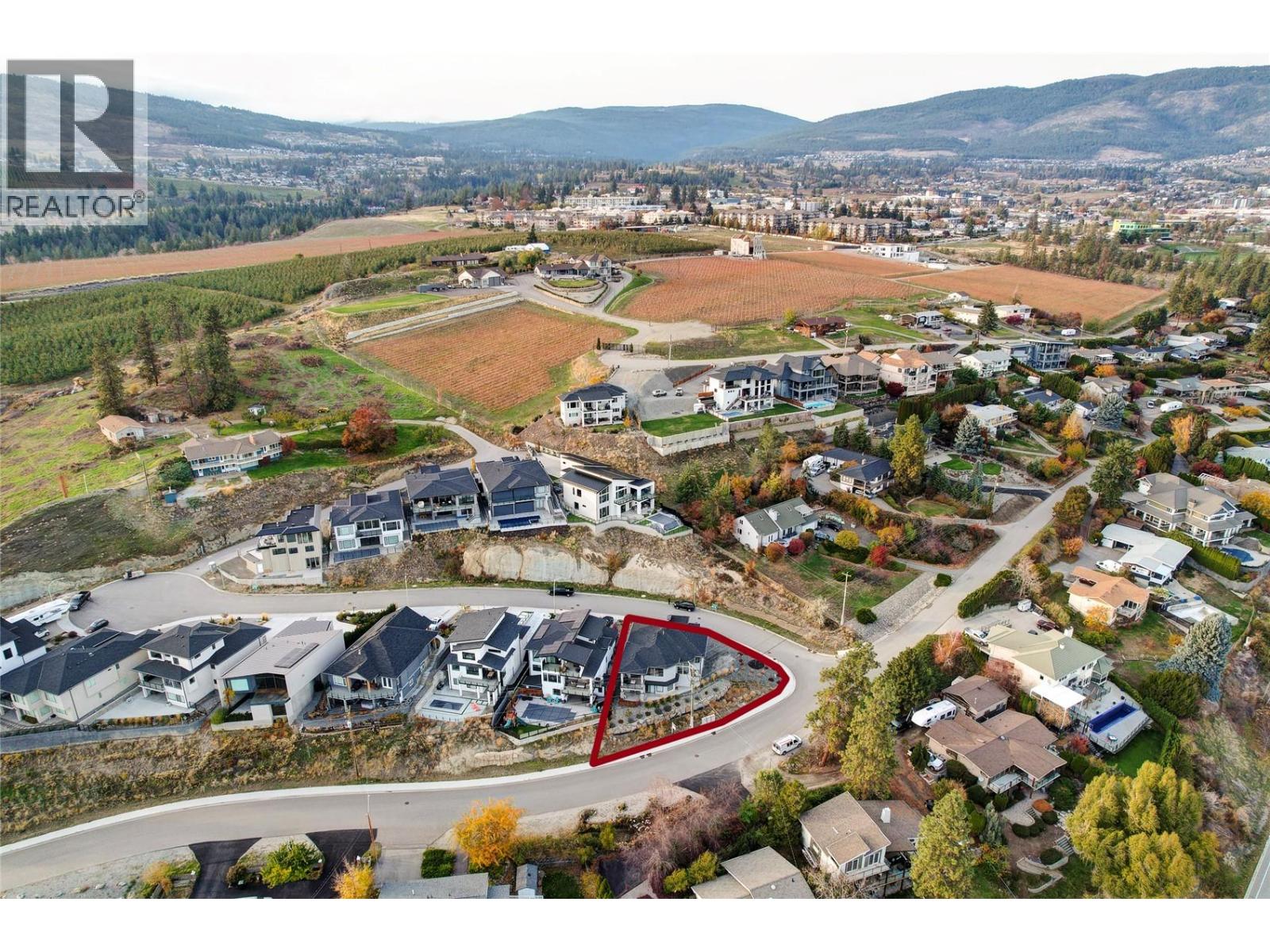  3953 Beachview Drive, West Kelowna