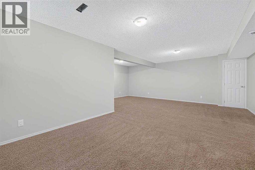 249 Elgin Manor SE - Image 38