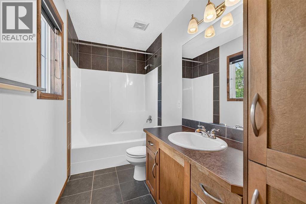 249 Elgin Manor SE - Image 34