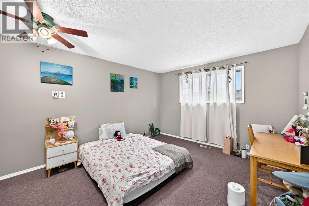 5126 Bowness Road NW - Image 12