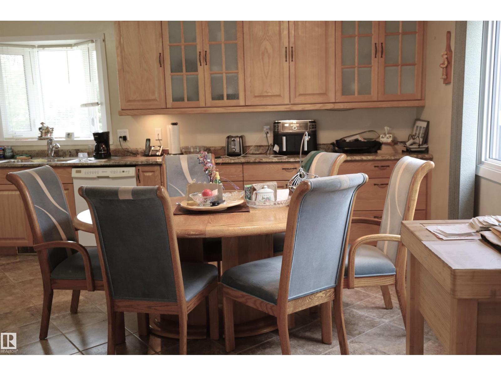 10424 152 ST NW - Image 15