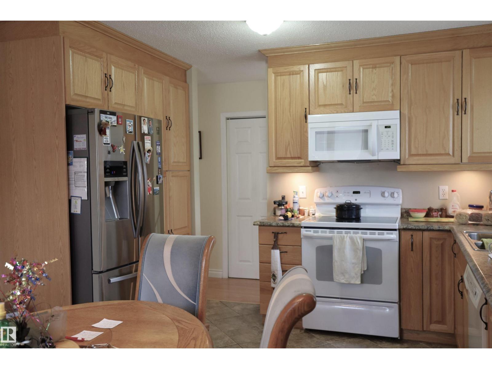 10424 152 ST NW - Image 17