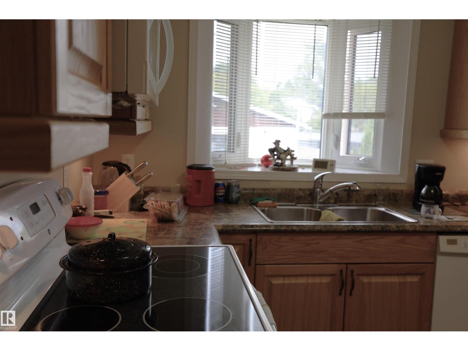 10424 152 ST NW - Image 19