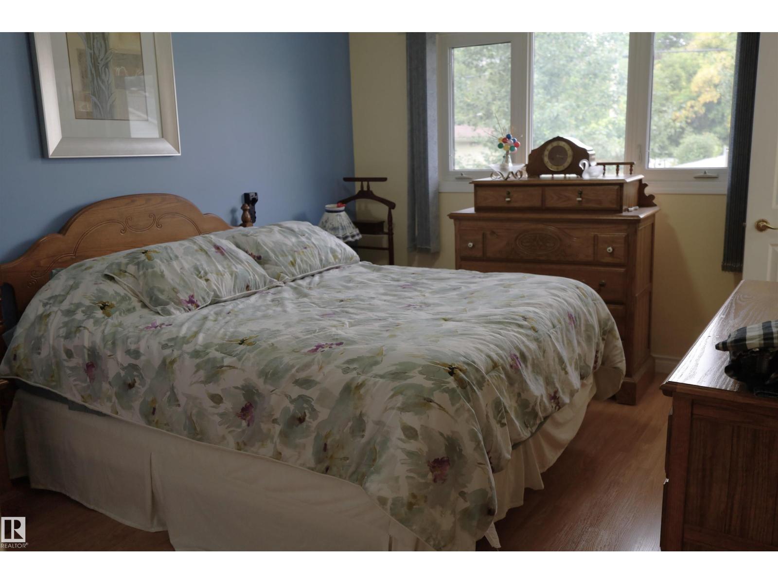 10424 152 ST NW - Image 22