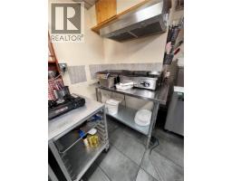 632 Yates St, Victoria, BC V8W1L3 Photo 18