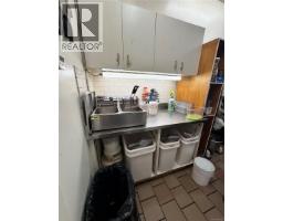 632 Yates St, Victoria, BC V8W1L3 Photo 23
