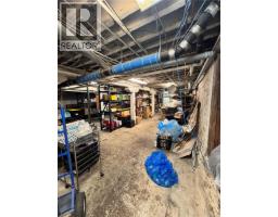 632 Yates St, Victoria, BC V8W1L3 Photo 40