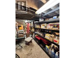 632 Yates St, Victoria, BC V8W1L3 Photo 42