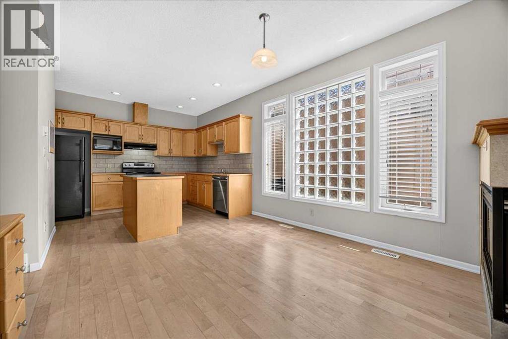 262 21 Avenue NE - 10