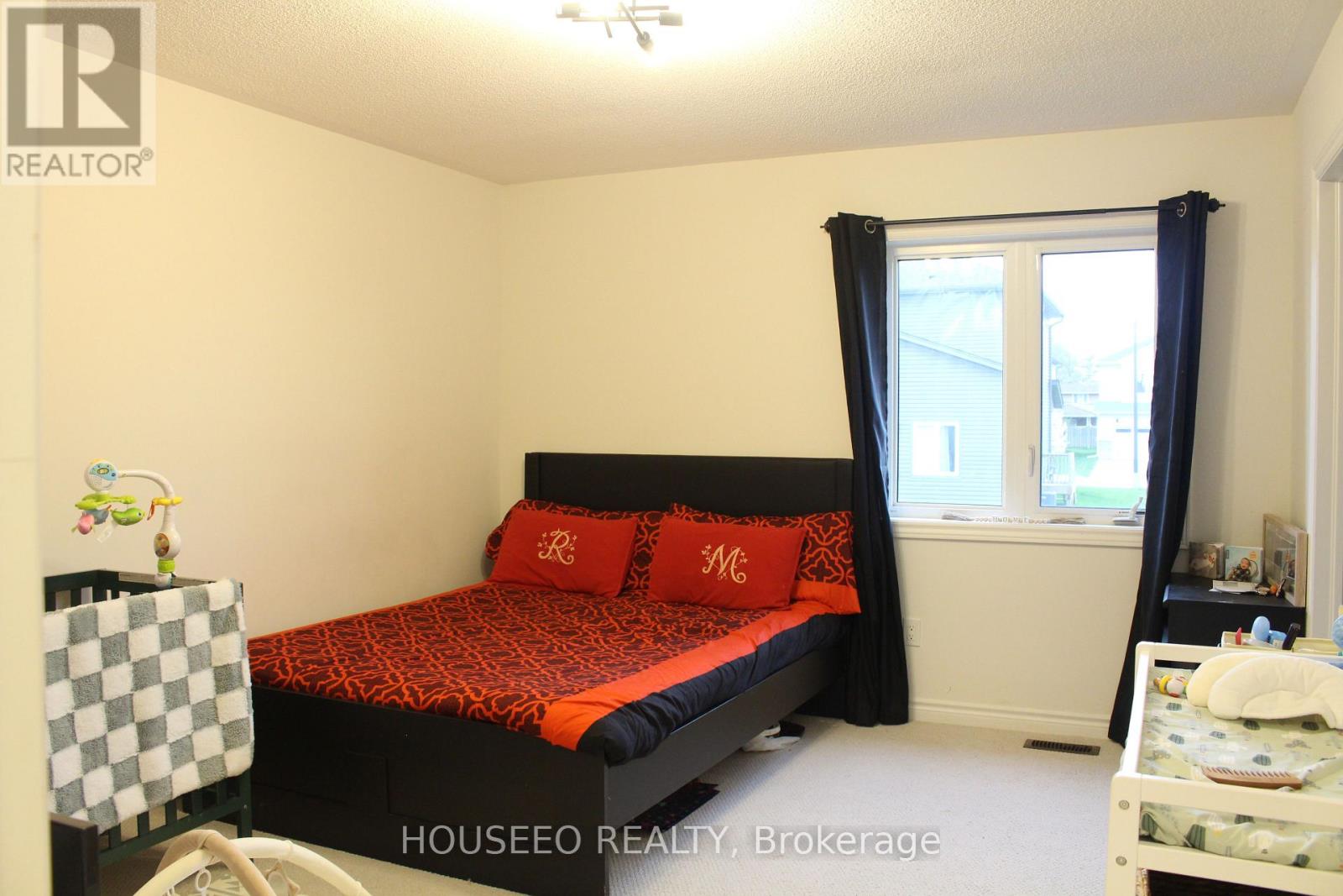 58 ORIOLE CRESCENT - Image 27