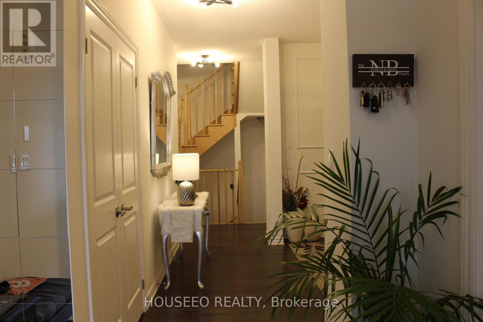 58 ORIOLE CRESCENT - 7