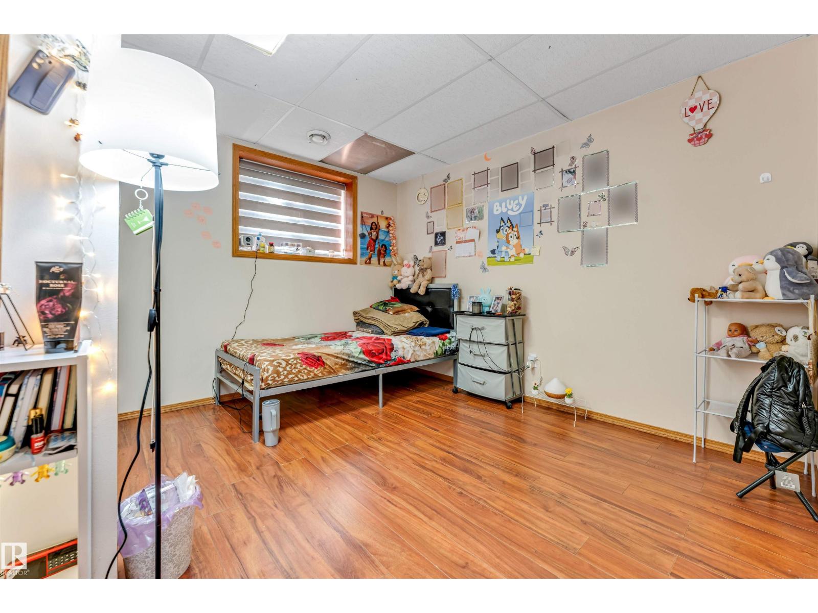 5119 157 AV NW - 15