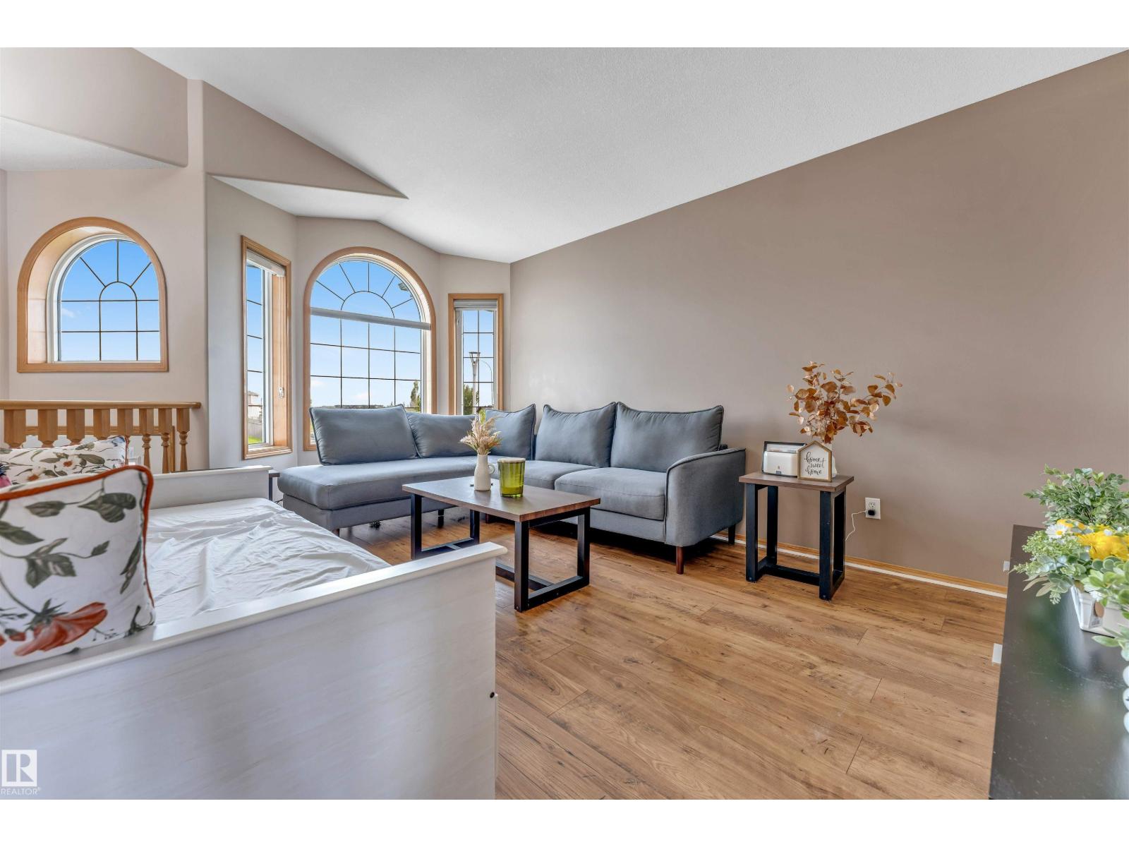 5119 157 AV NW - Image 32