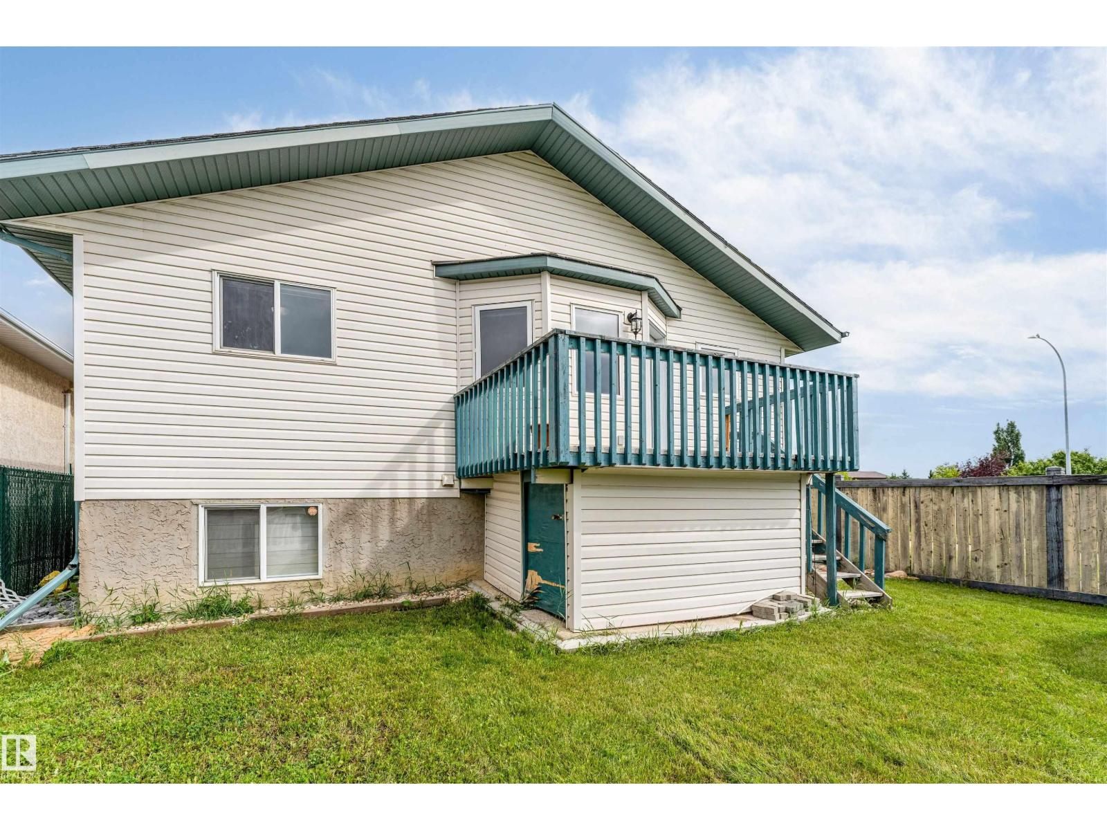5119 157 AV NW - 38