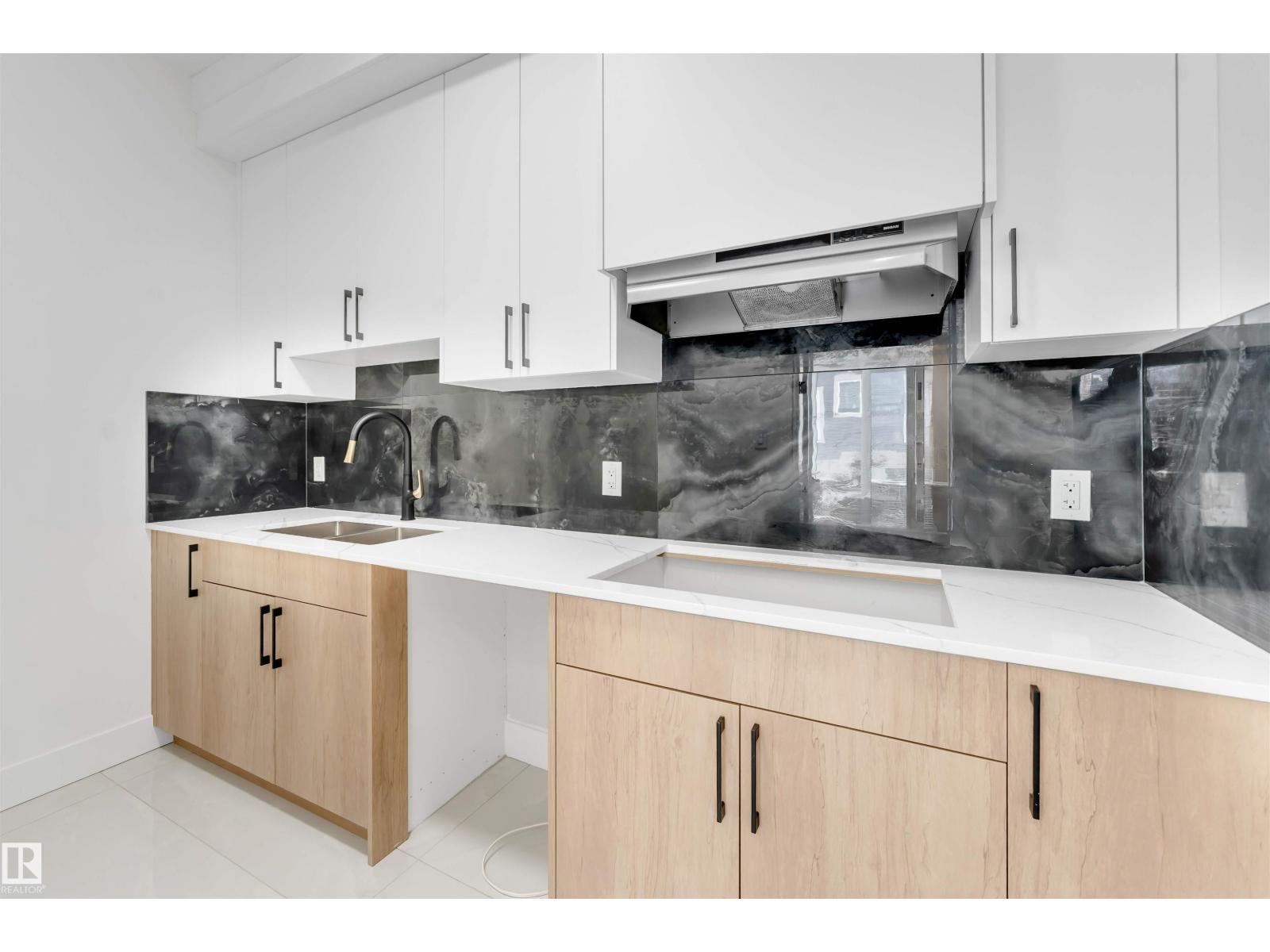 6281 19 ST - 26
