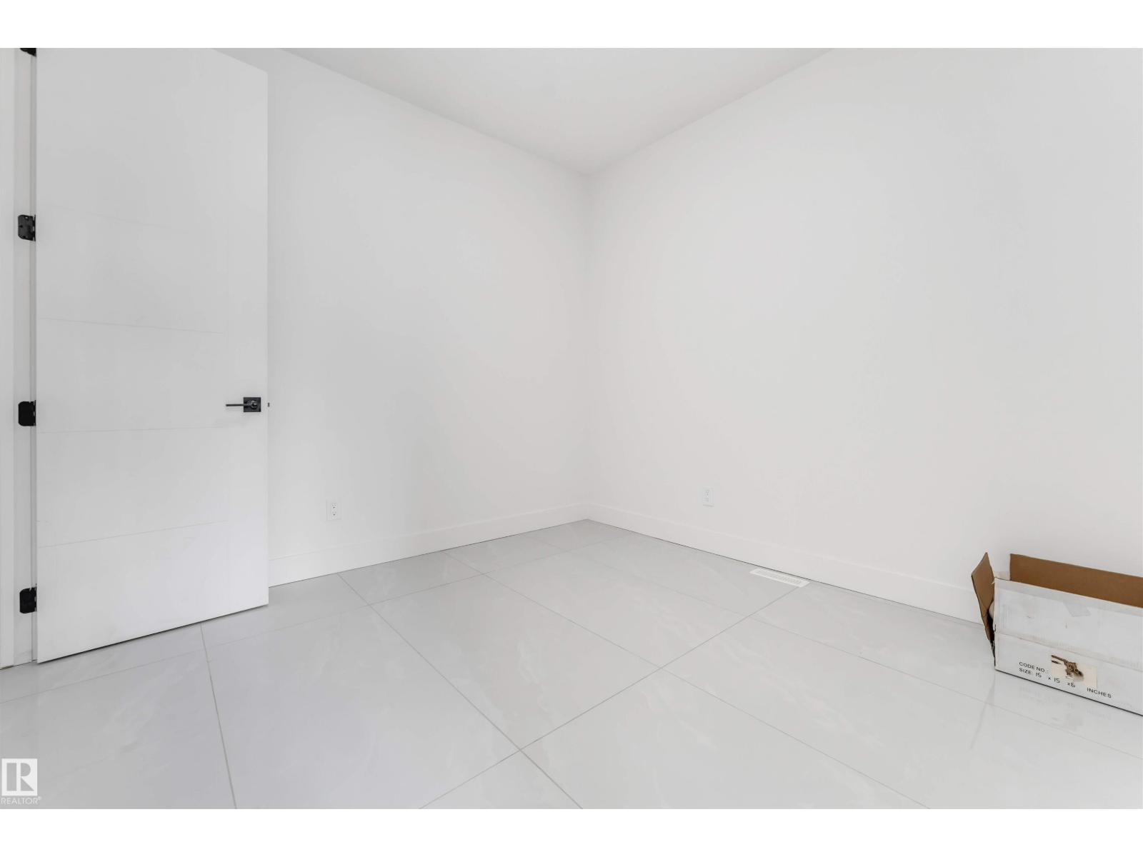 6281 19 ST - 29