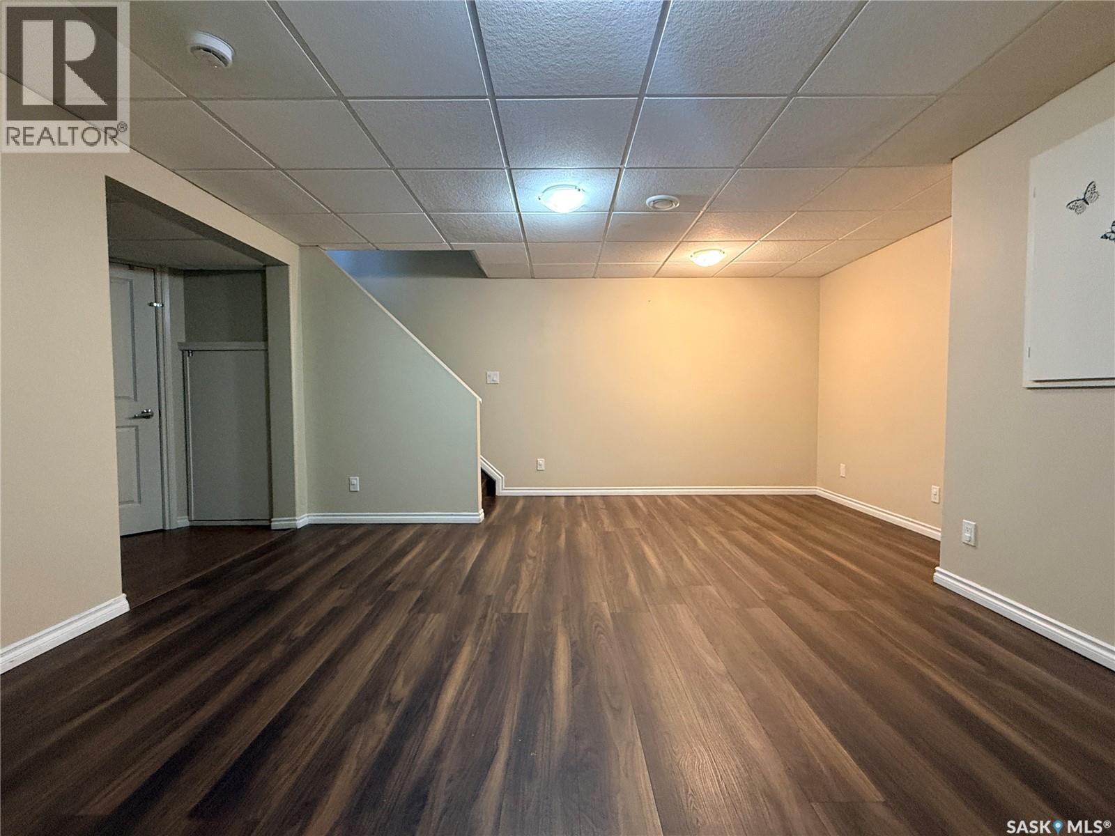 #212 415 Lynd CRESCENT - Image 18