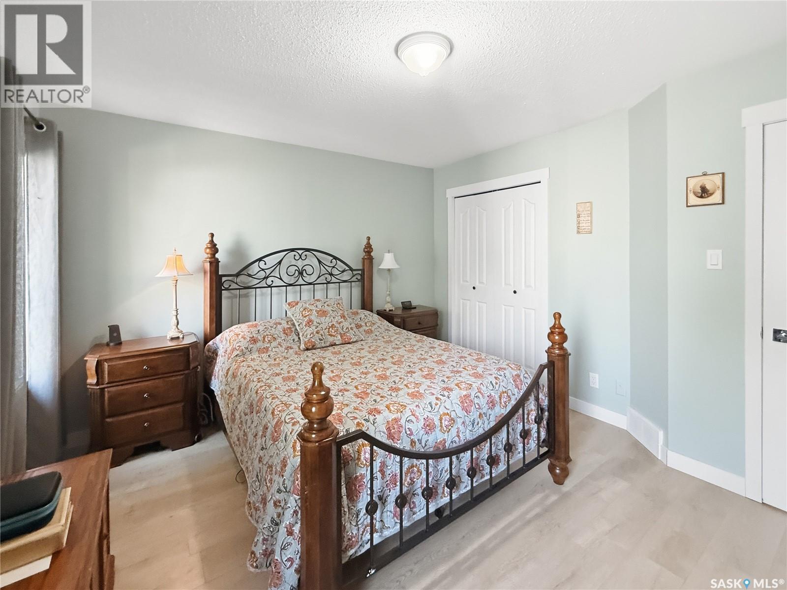 625 7th AVENUE NE - Image 14