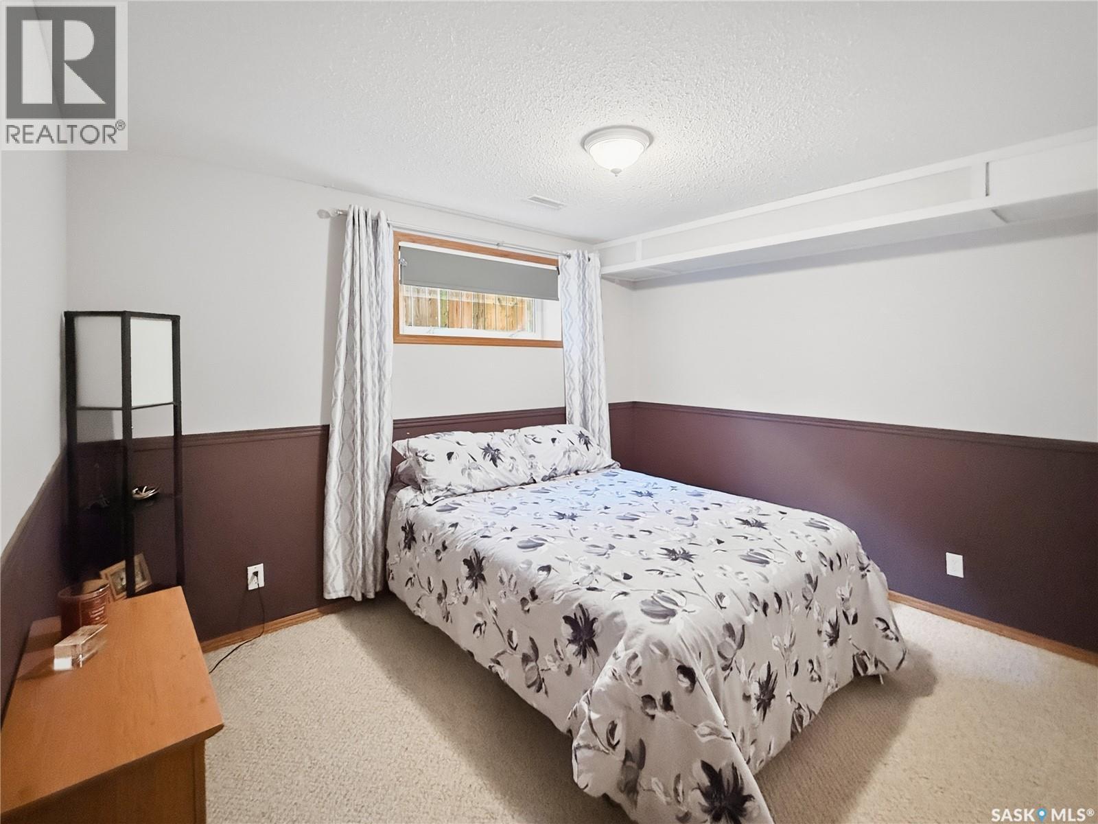 625 7th AVENUE NE - Image 25