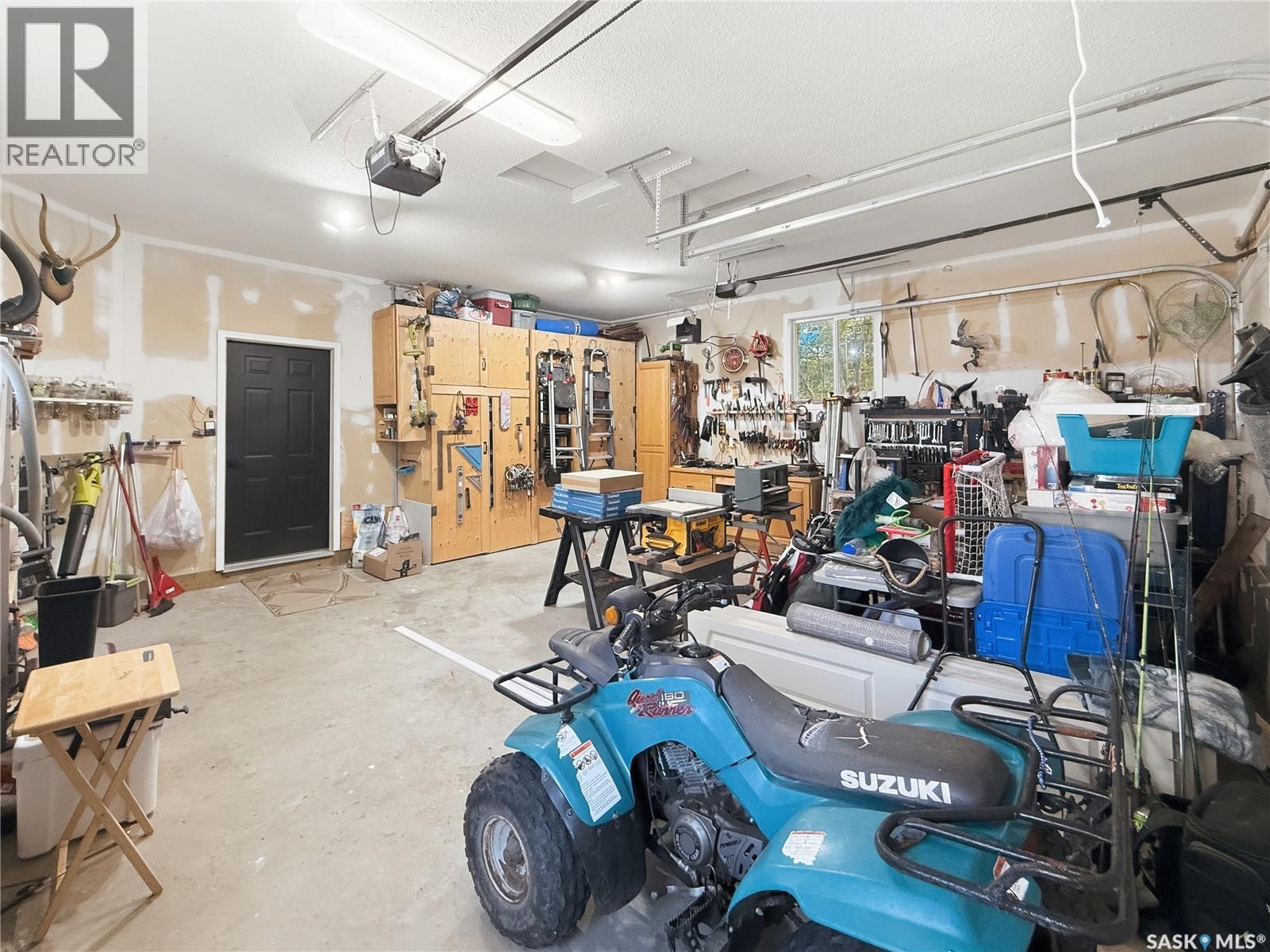 625 7th AVENUE NE - Image 34