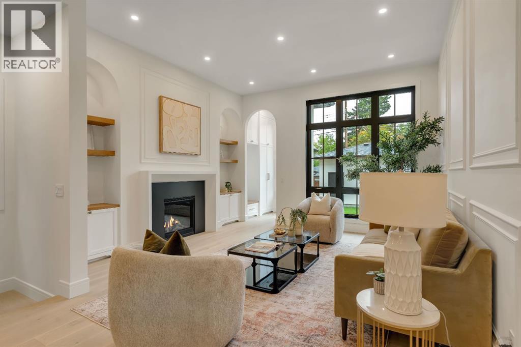 2422 31 Street SW - Image 12