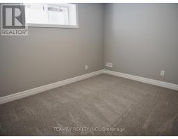 17 Darrow Drive, Tillsonburg, ON N4G1C4 Photo 23