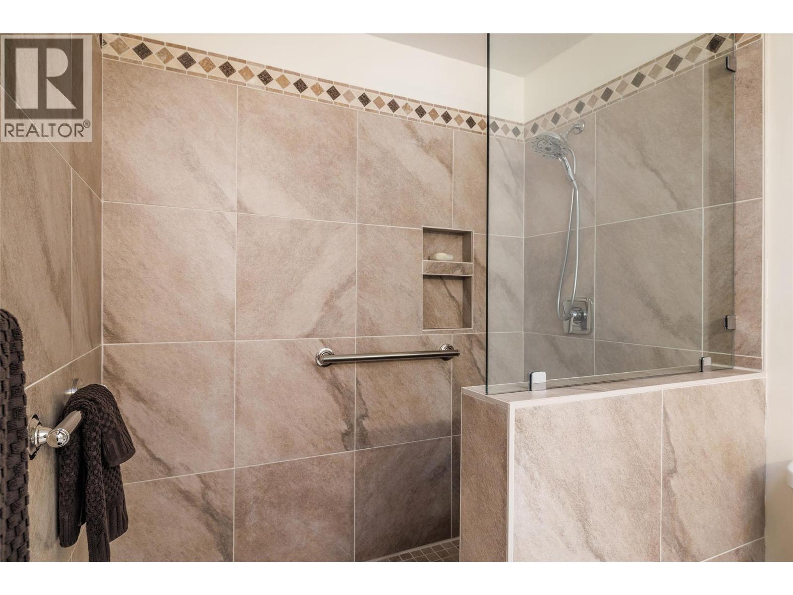 13 615 Glenmeadows Road, Kelowna