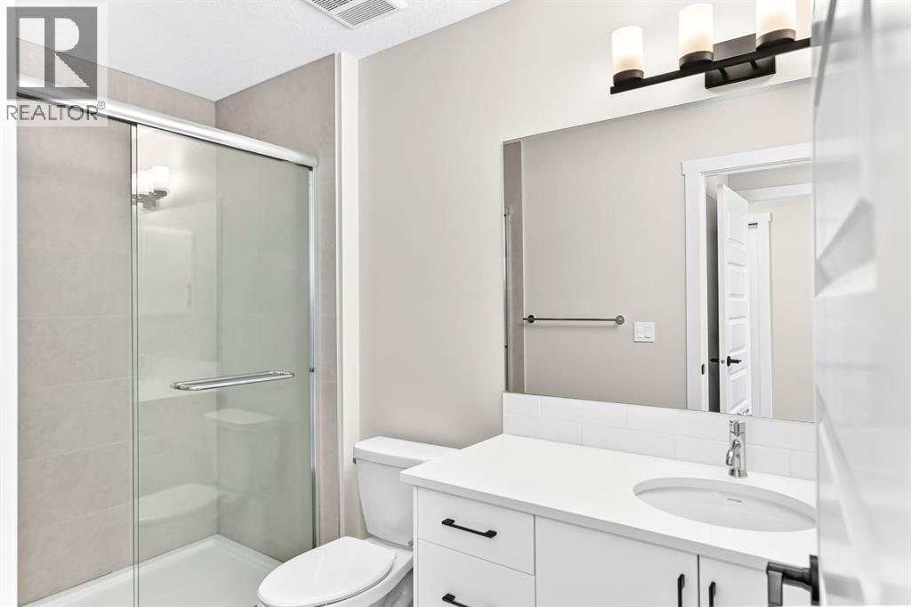 1069 Bayview Crescent SW - Image 15