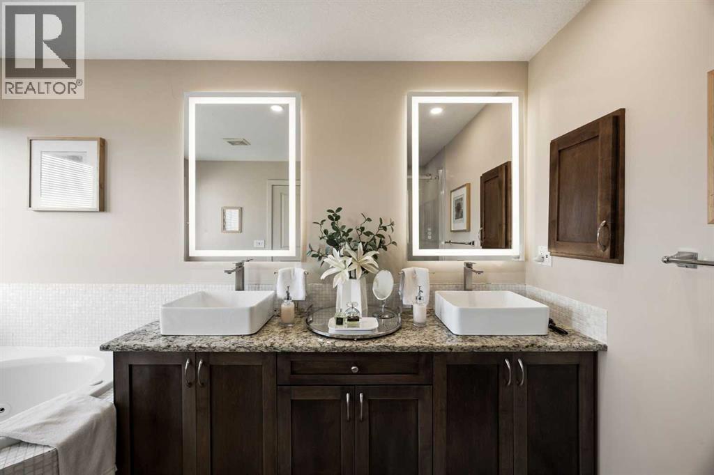 21 Canals Cove SW - Image 31