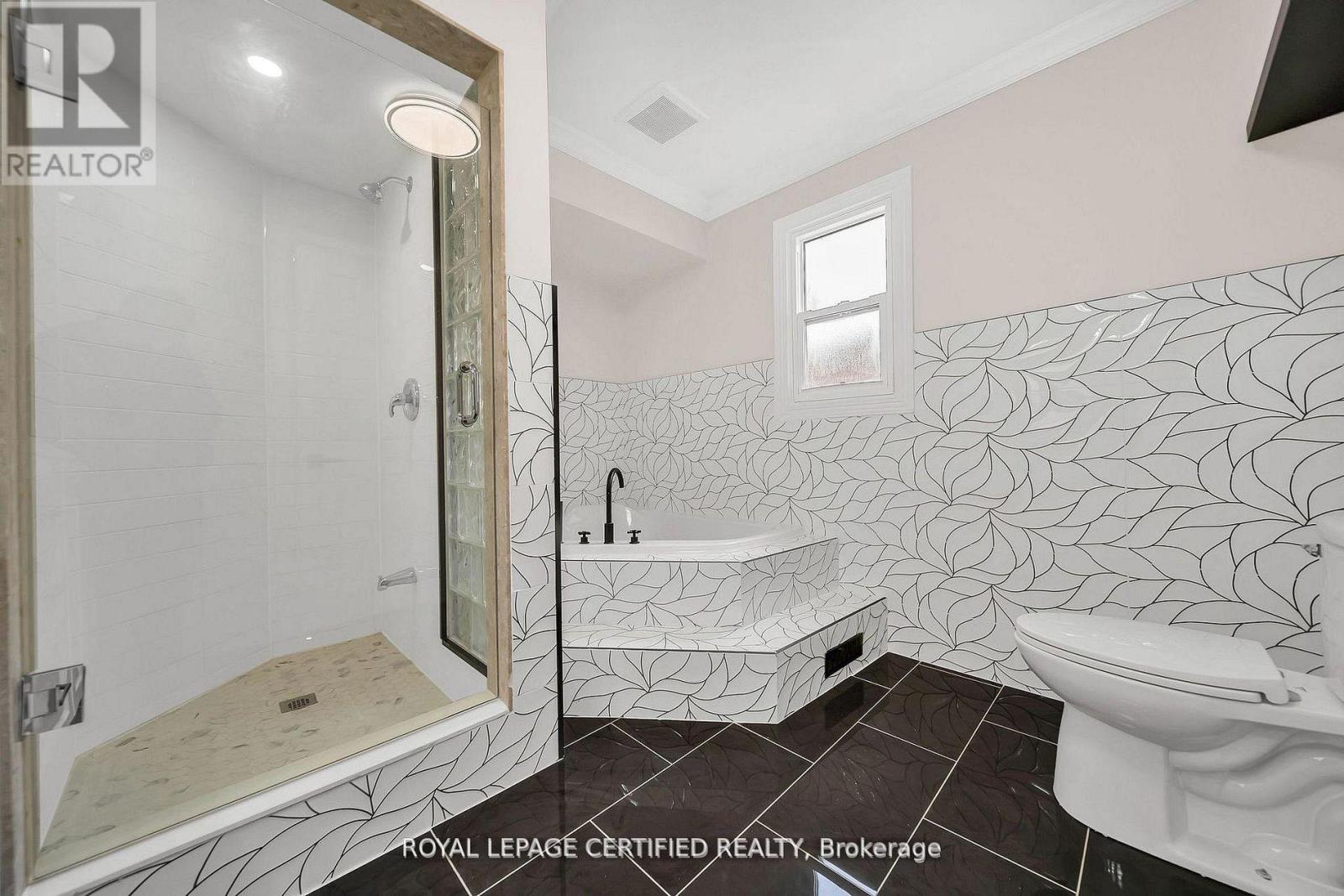 6062 PRAIRIE CIRCLE - 24