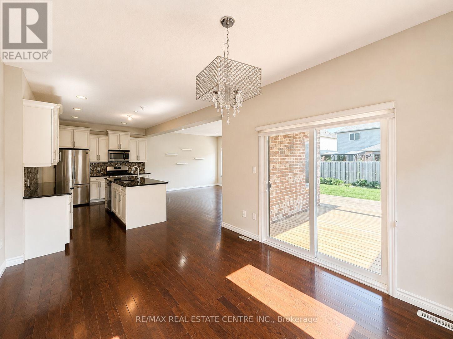 1029 MOY CRESCENT - Image 14