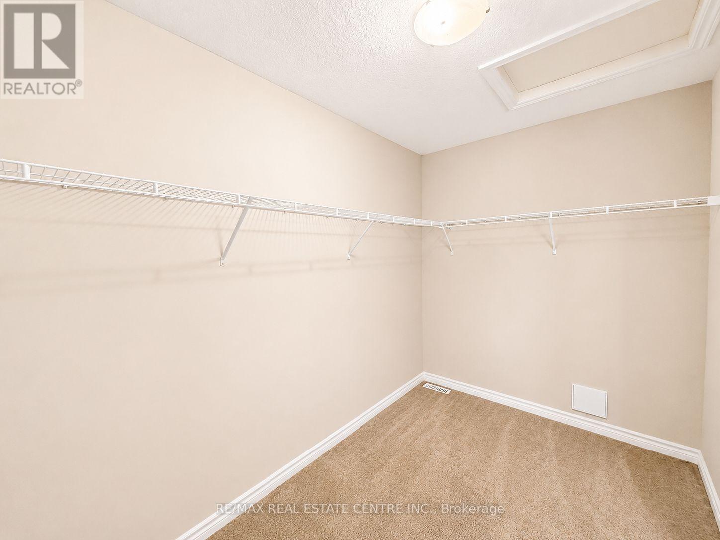 1029 MOY CRESCENT - Image 31