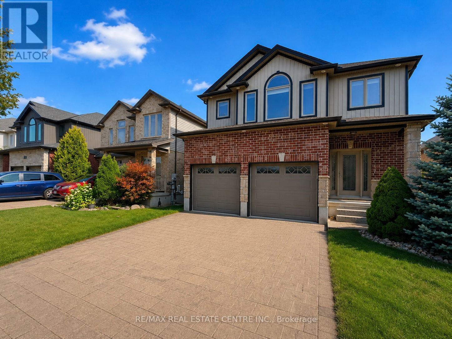 1029 MOY CRESCENT - Image 4