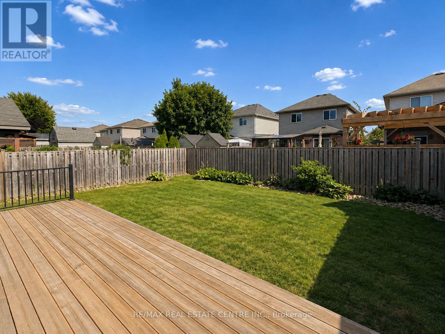 1029 MOY CRESCENT - 45
