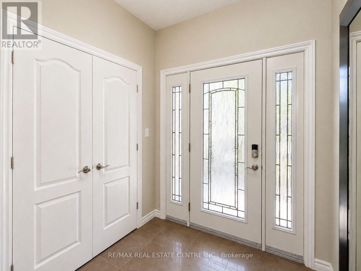 1029 MOY CRESCENT - Image 9