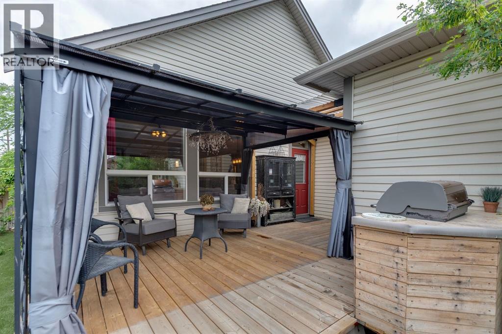 902 Williamstown Boulevard NW - Image 9