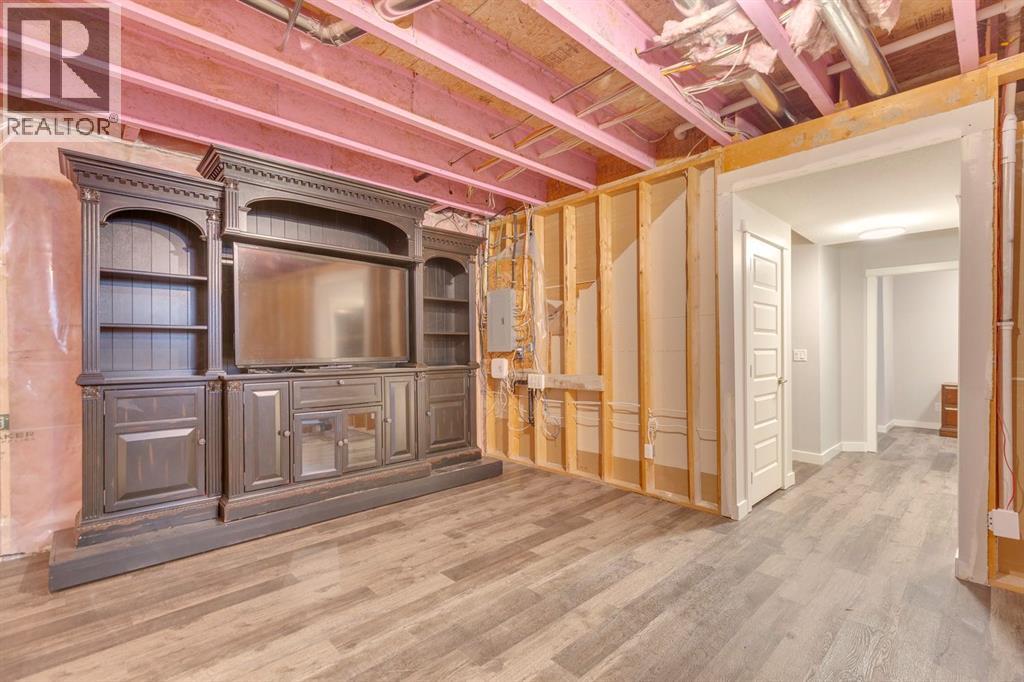 902 Williamstown Boulevard NW - 37
