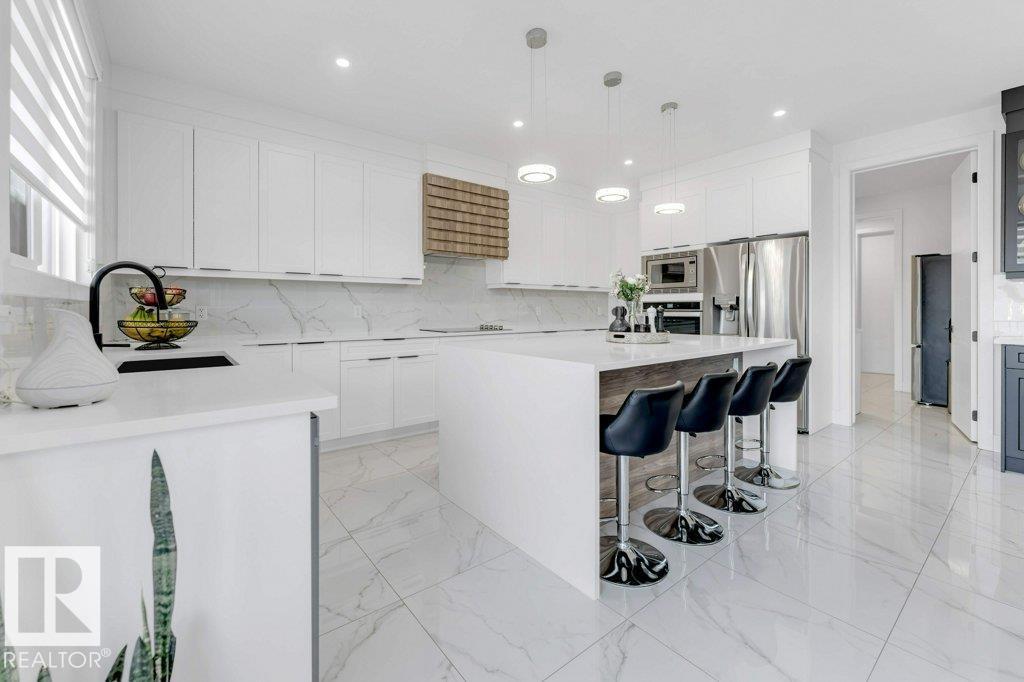 424 33 AV NW - 23