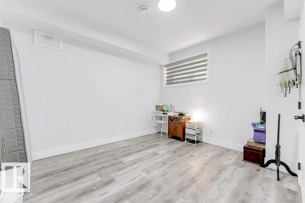 424 33 AV NW - Image 66