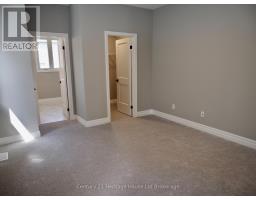 28 Sycamore Drive, Tillsonburg, ON N4G5R9 Photo 12