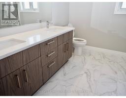 28 Sycamore Drive, Tillsonburg, ON N4G5R9 Photo 14