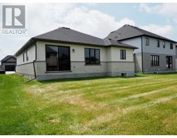 28 Sycamore Drive, Tillsonburg, ON N4G5R9 Photo 24