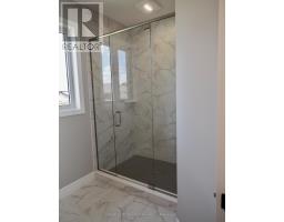 28 Sycamore Drive, Tillsonburg, ON N4G5R9 Photo 13