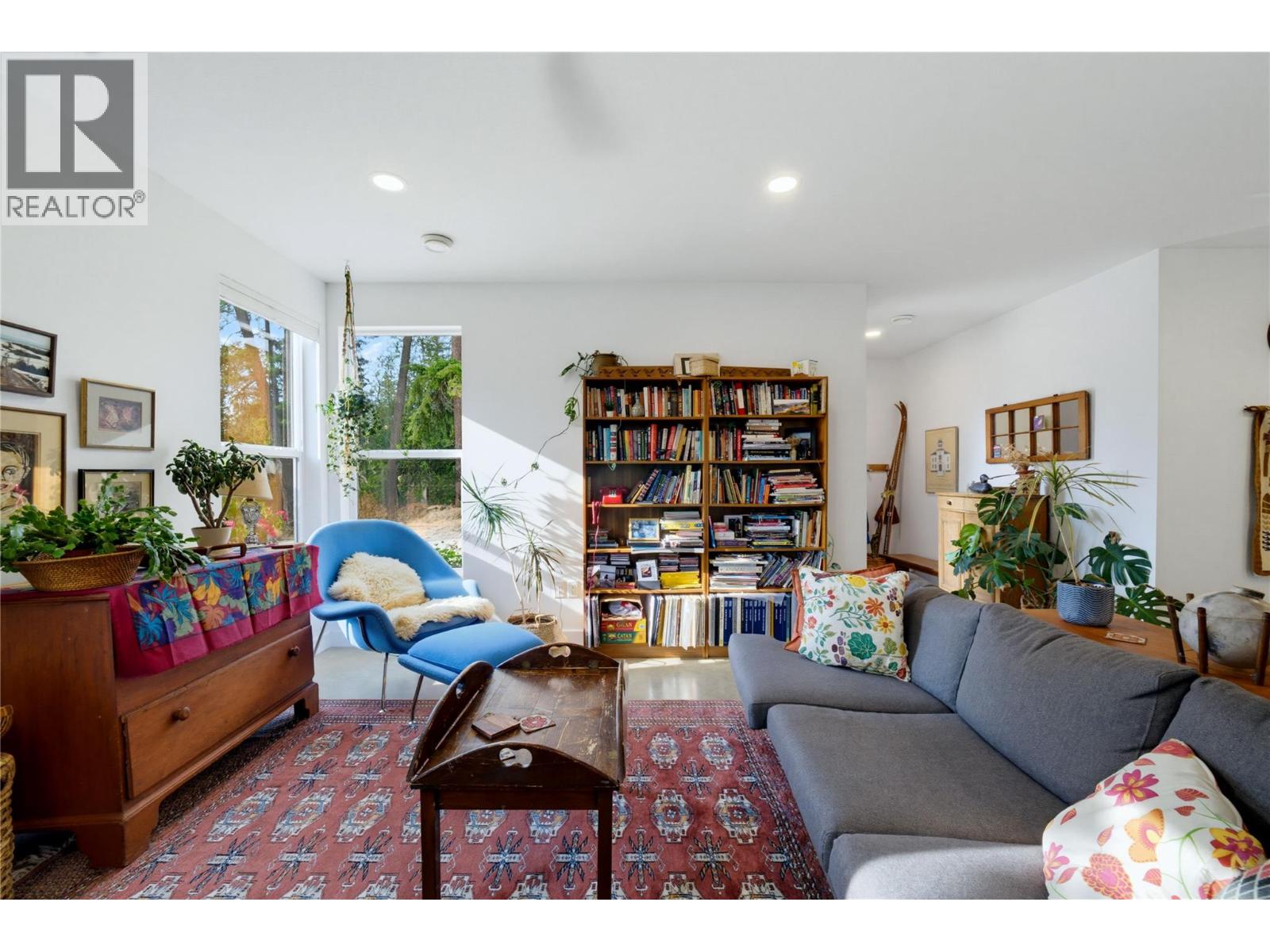 #11 3820 20 Street NE - 18