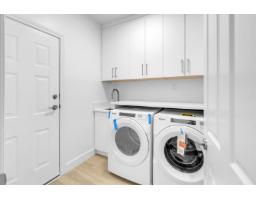 5858 138 Street, Surrey, BC V3X3P3 Photo 15