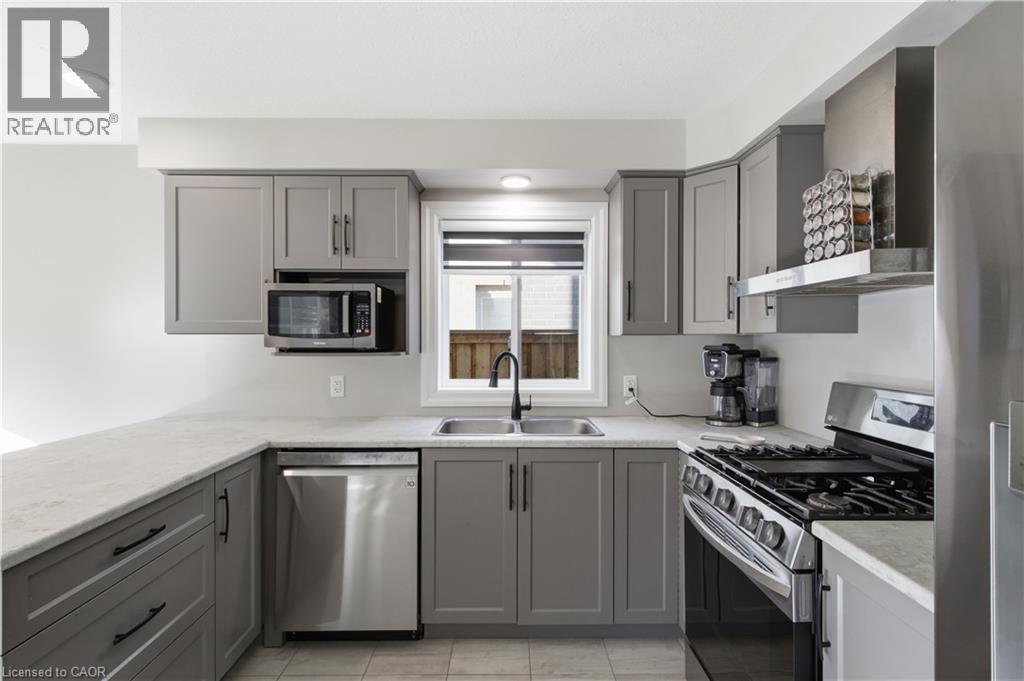 275 BRADSHAW Drive - Image 15