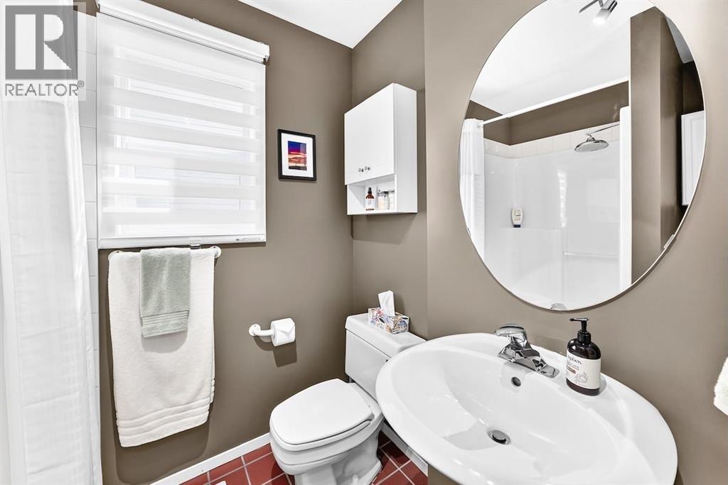 331 Royal Birch View NW - 18